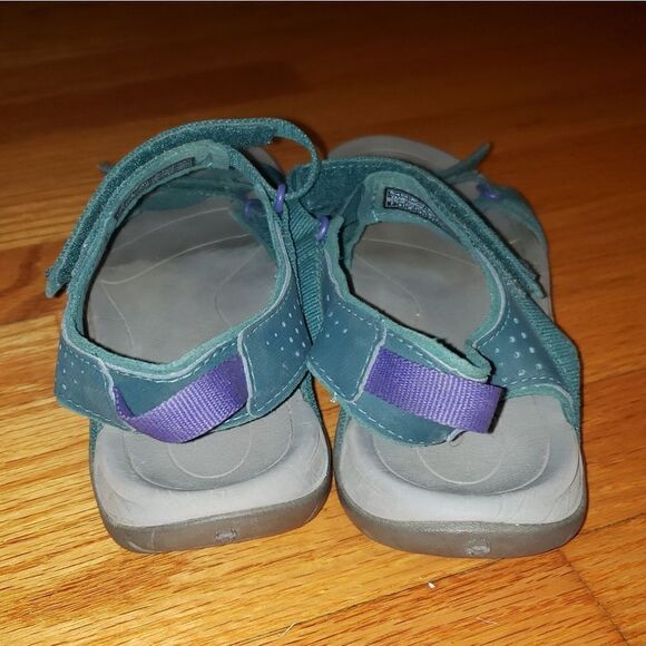 Teva Green Slingback Sandals - Picture 4 of 7